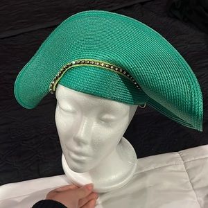 Elegant Derby or occasion Green Women's Hat